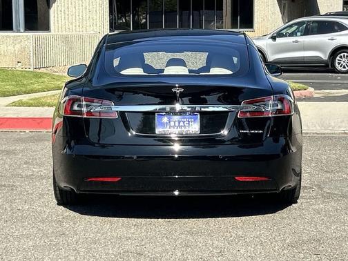 2020 Tesla Model S Long Range Plus