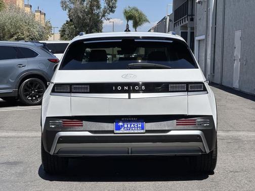 2025 Hyundai IONIQ 5 SEL