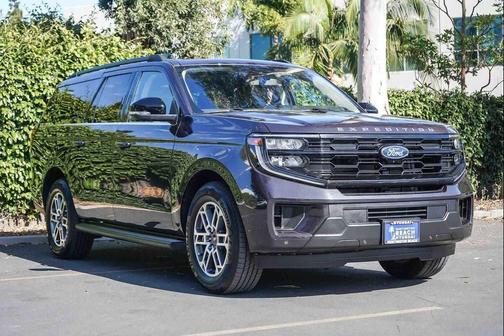 Dark Matter Gray Metallic 2025 Ford Expedition Max Active 4x2