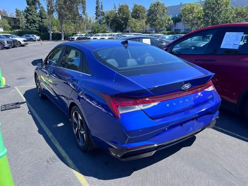2023 Hyundai ELANTRA HEV Limited