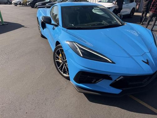 2025 Chevrolet Corvette Stingray w/2LT