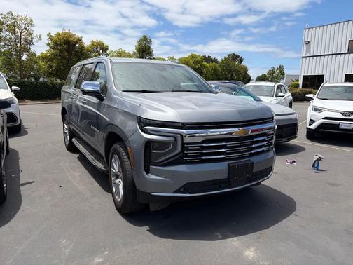 Sterling Gray Metallic 2025 Chevrolet Suburban Premier