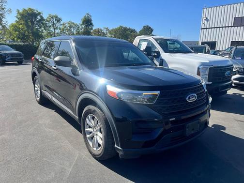 2021 Ford Explorer Base