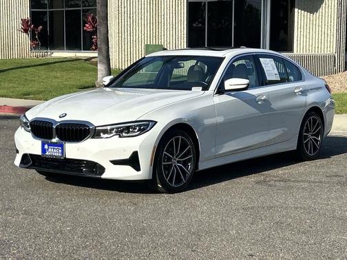 2019 BMW 330 i