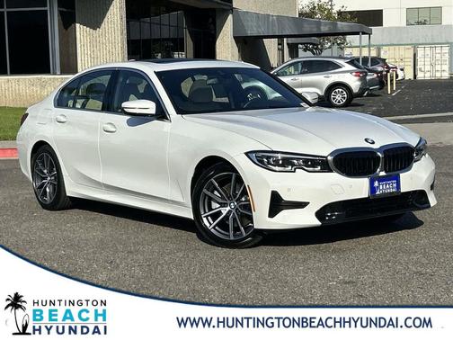 2019 BMW 330 i