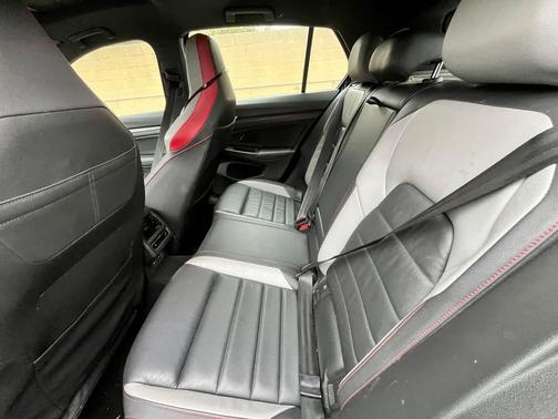 2024 Volkswagen Golf GTI 2.0T S DSG