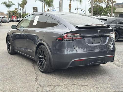 2023 Tesla Model X Plaid Tri Motor All-Wheel Drive