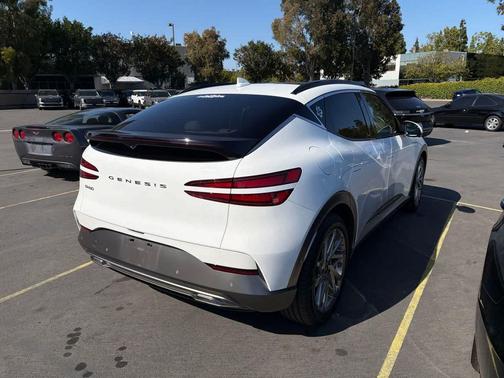 Alta White 2023 Genesis GV60 Advanced AWD