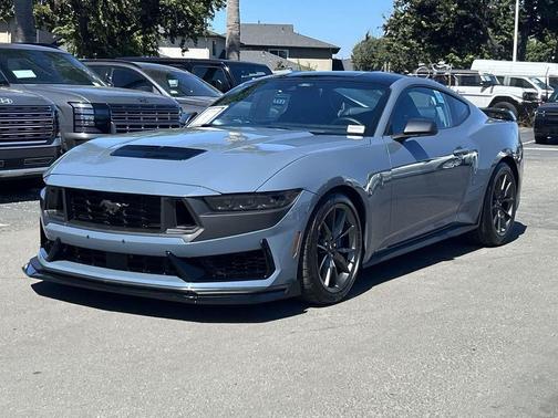 2024 Ford Mustang Dark Horse Fastback