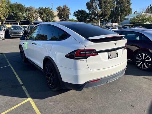 2022 Tesla Model X Dual Motor All-Wheel Drive
