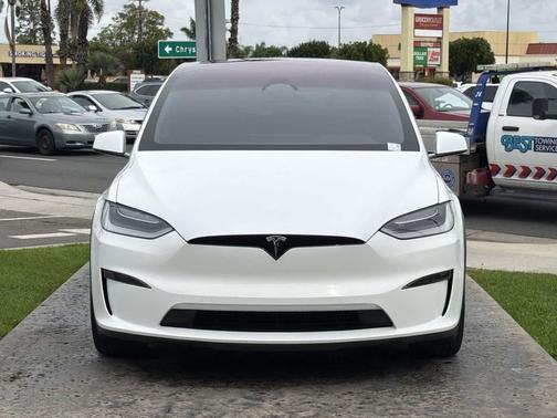 2022 Tesla Model X Dual Motor All-Wheel Drive