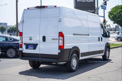 Bright White Clearcoat 2025 RAM ProMaster 2500 Tradesman