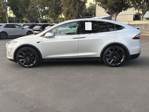 2018 Tesla Model X 75D