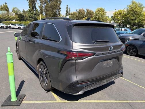 Predawn Gray Mica 2022 Toyota Sienna XSE 7 Passenger