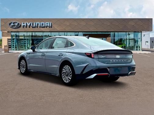 2025 Hyundai SONATA Hybrid SE