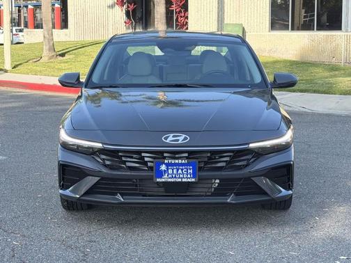 2025 Hyundai ELANTRA HEV Limited