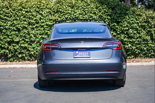 Gray 2023 Tesla Model 3 Standard Range