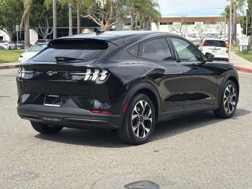 2024 Ford Mustang Mach-E Select