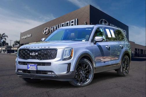 Everlasting Silver 2022 Kia Telluride SX