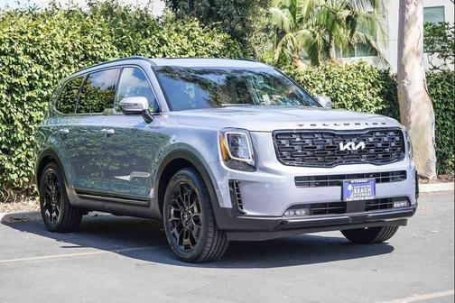 Everlasting Silver 2022 Kia Telluride SX