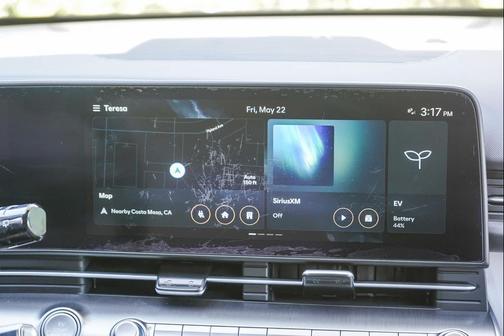 Ecotronic Gray Pearl 2024 Hyundai KONA EV SEL