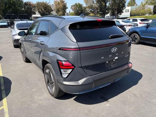Ecotronic Gray Pearl 2024 Hyundai KONA EV SEL