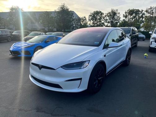 2024 Tesla Model X Long Range