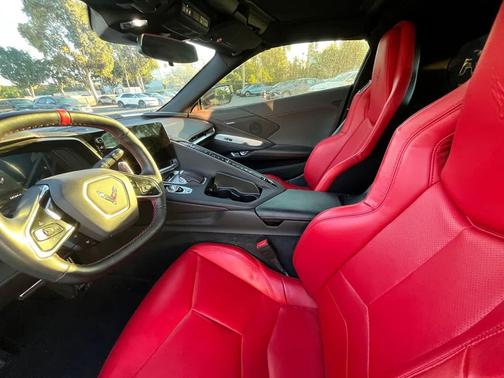 2023 Chevrolet Corvette Stingray w/1LT