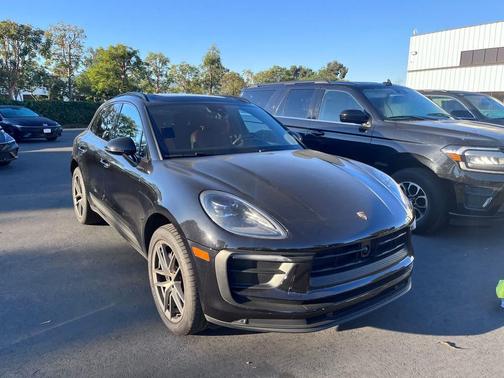 2023 Porsche Macan T