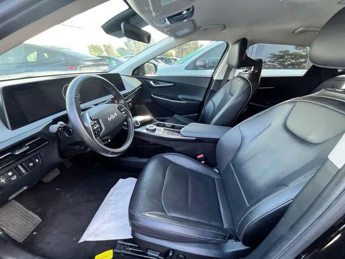 2022 Kia EV6 Wind