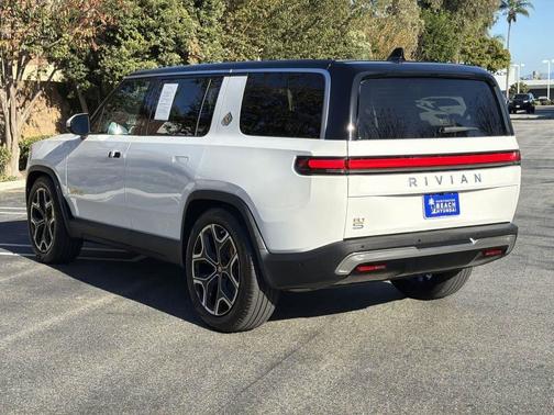 2022 Rivian R1S Launch Edition