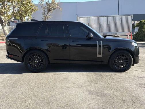 2023 Land Rover Range Rover P400 SE