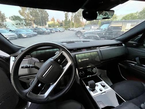 2023 Land Rover Range Rover P400 SE