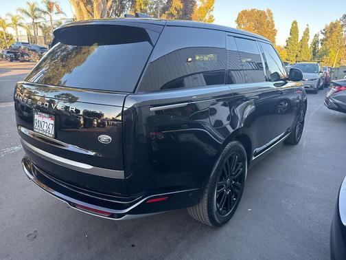 2023 Land Rover Range Rover P400 SE