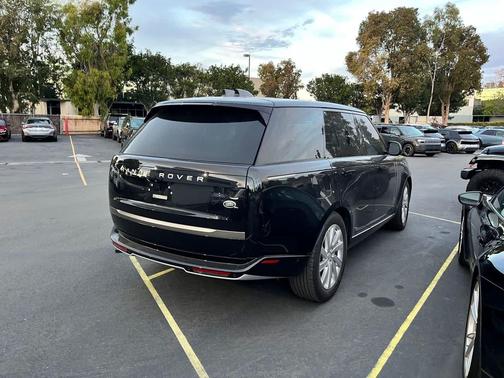 2023 Land Rover Range Rover P400 SE