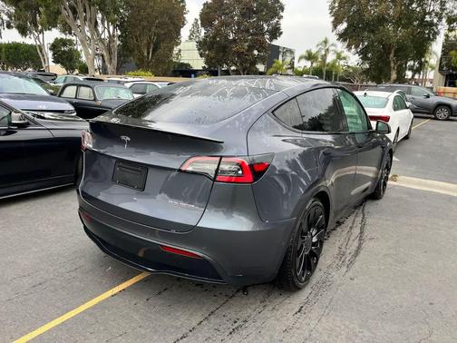 2021 Tesla Model Y Performance Dual Motor All-Wheel Drive