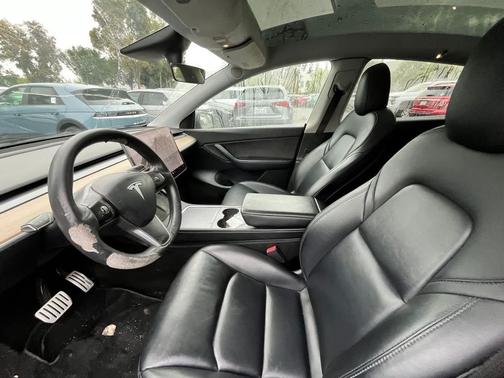 2021 Tesla Model Y Performance Dual Motor All-Wheel Drive