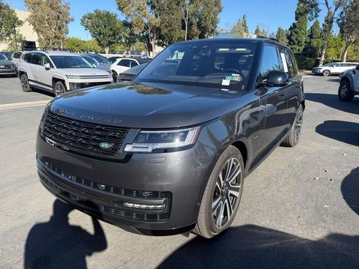 2023 Land Rover Range Rover P530 SE