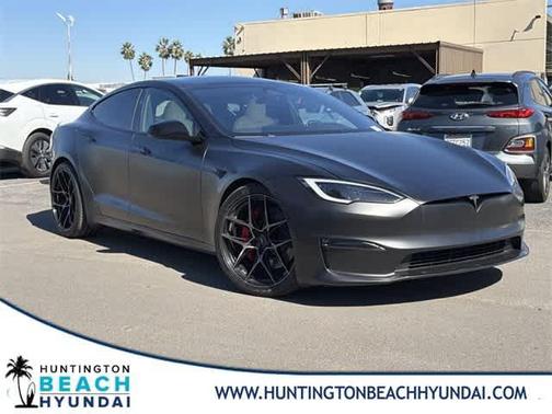 2023 Tesla Model S Plaid