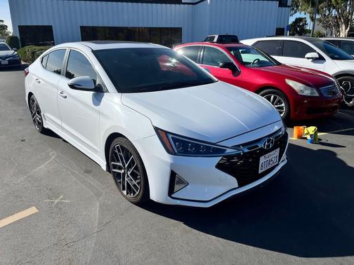 2020 Hyundai ELANTRA Sport