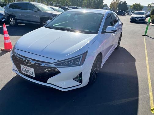 2020 Hyundai ELANTRA Sport