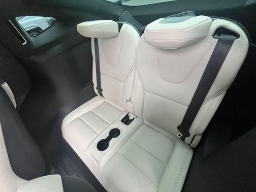 2022 Tesla Model X Plaid Tri Motor All-Wheel Drive