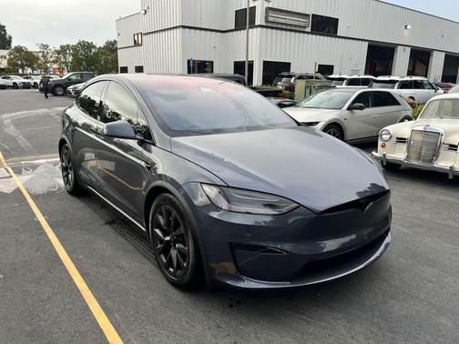 2022 Tesla Model X Plaid Tri Motor All-Wheel Drive