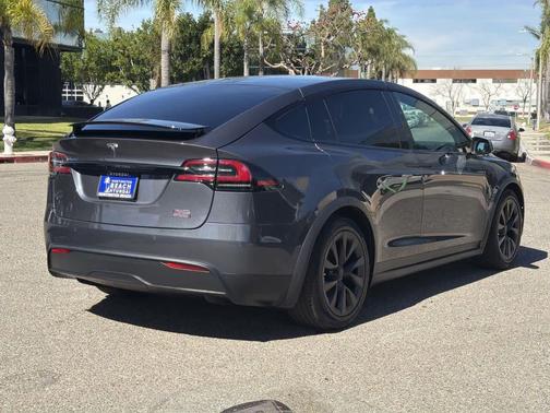 2022 Tesla Model X Plaid Tri Motor All-Wheel Drive