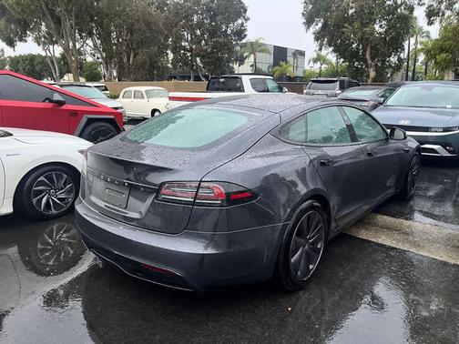 2025 Tesla Model S Rear-Wheel Drive