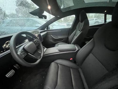 2025 Tesla Model S Rear-Wheel Drive