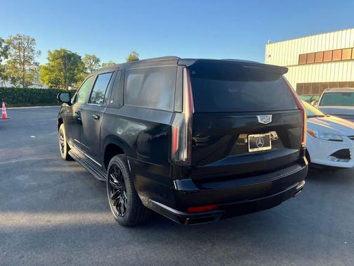 2021 Cadillac Escalade ESV Sport Platinum