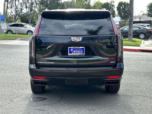 2023 Cadillac Escalade Sport