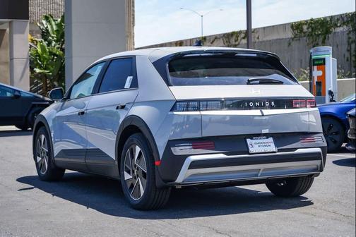 Cyber Gray 2026 Hyundai IONIQ 5 SEL