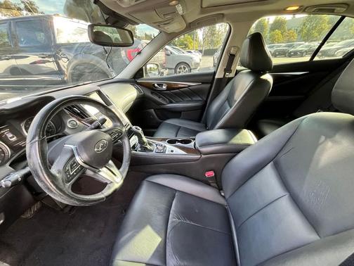 2019 INFINITI Q50 3.0t LUXE